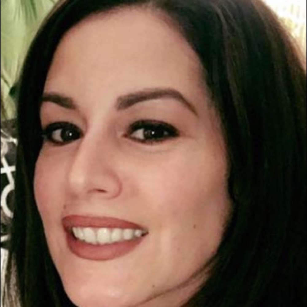 Meet your Posher, Stefanie